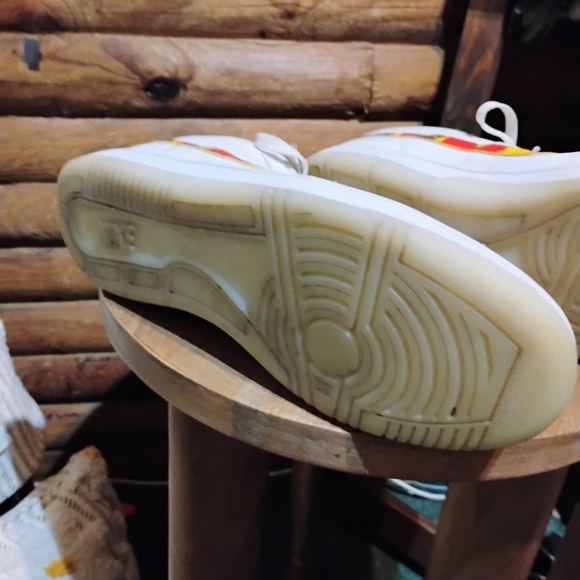 Nike Men's Shoes Sky Force 3/4 White Red Camo Swoosh CZ7892-100 - Picture 7 of 11